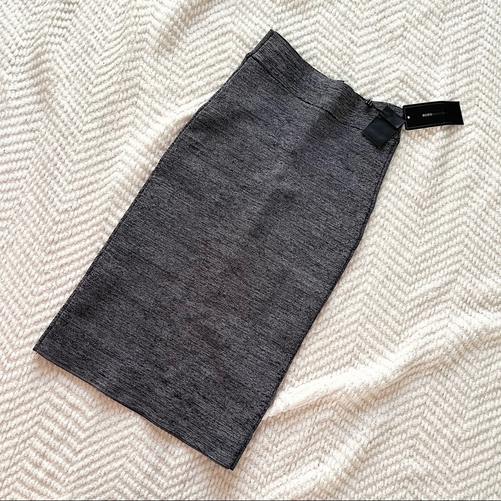 BCBGMAXAZRIA Slater Grey Mid Length Pencil skirt in size XXS New with Tags